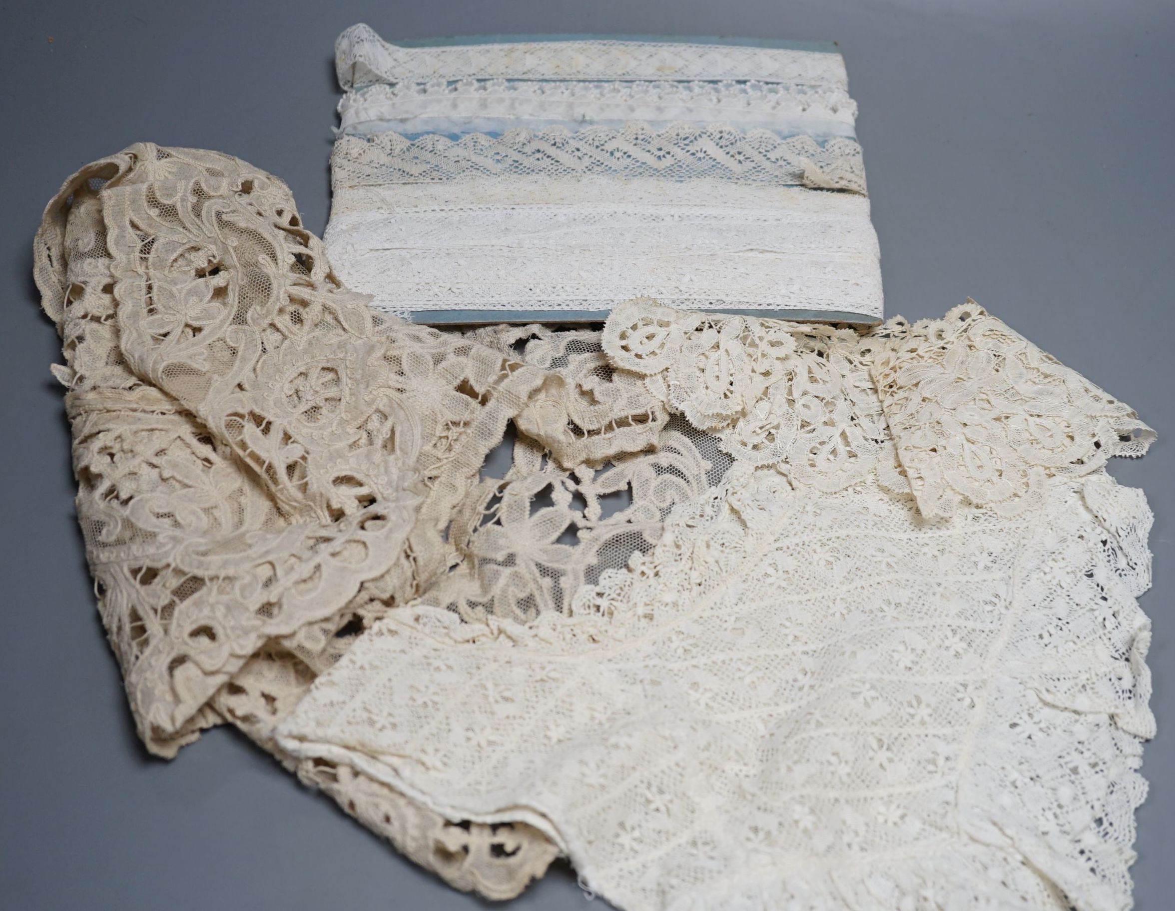 A lace bolero, a small collection of lace collars, trimmings etc